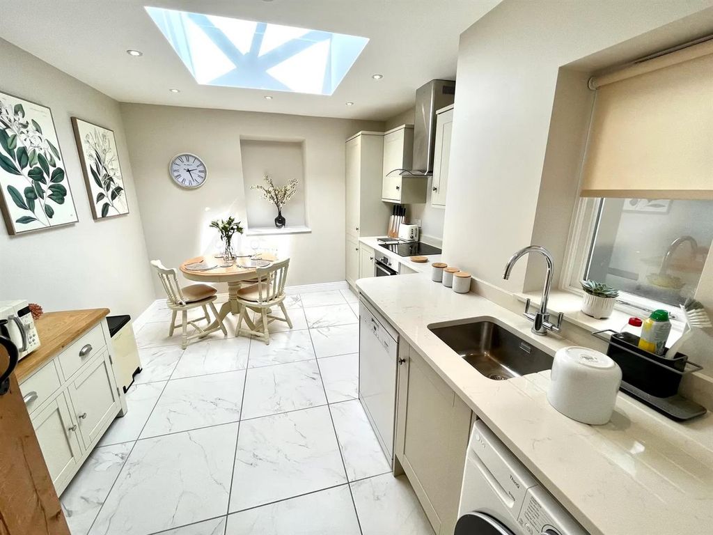 Property photo 1 of 15 Kitchen/Diner