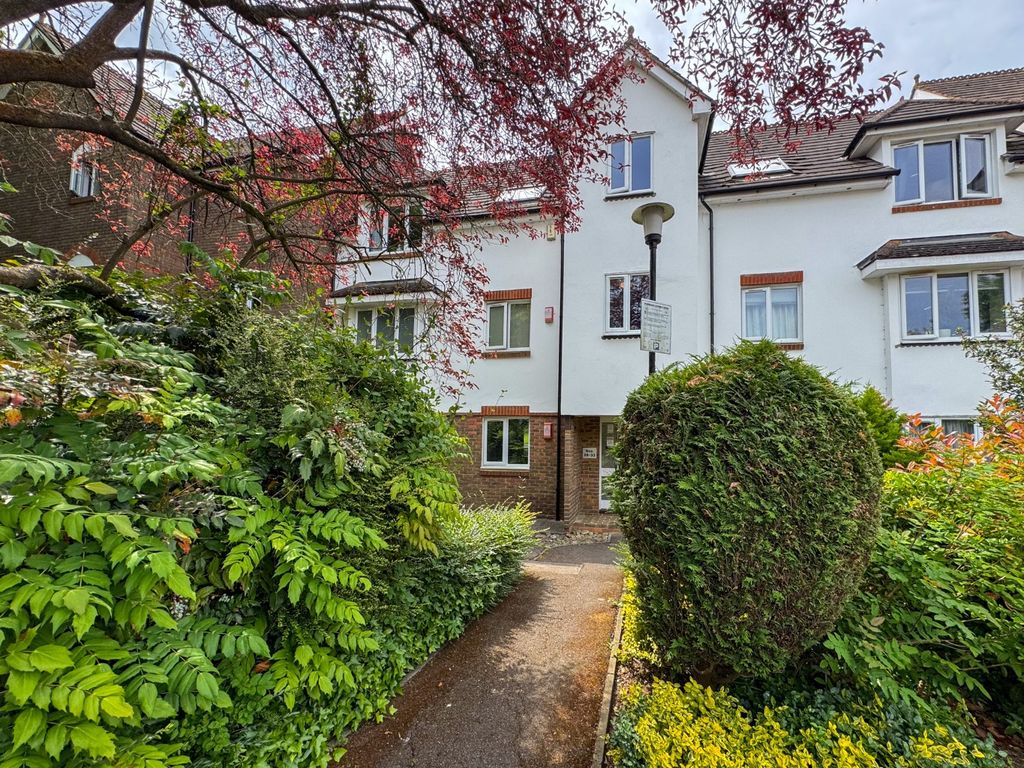 Property photo 3 of 12 4159993