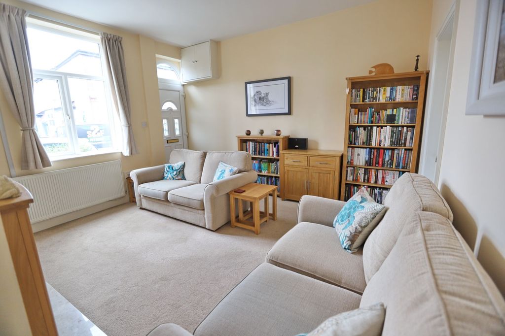 Property photo 3 of 15