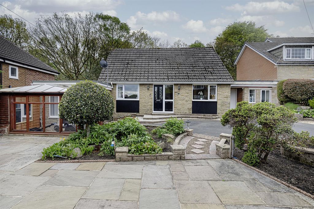 Property photo 1 of 46