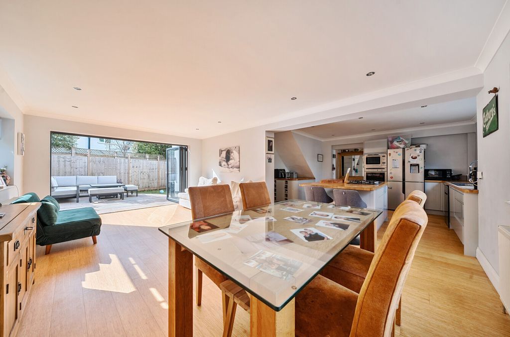 Property photo 1 of 16 1320611-6-6866c5E...