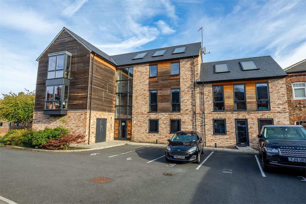 Property photo 1 of 6 2 Gp-7.Jpg