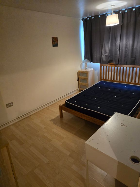 Property photo 2 of 5
