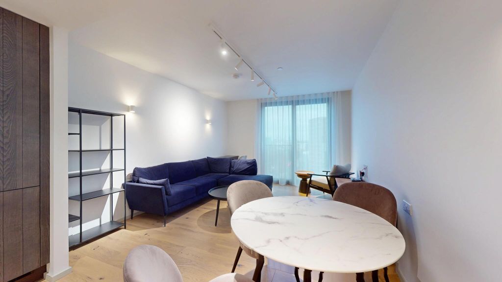 Property photo 1 of 29 Living Room