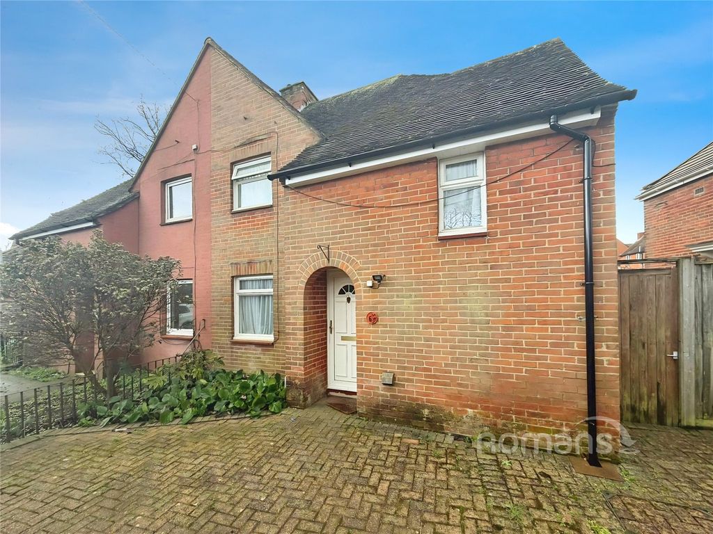 Property photo 1 of 8 Picture No. 21