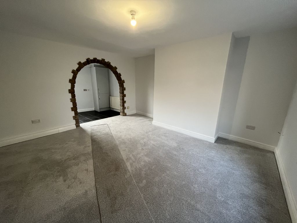 Property photo 2 of 10 Gallery