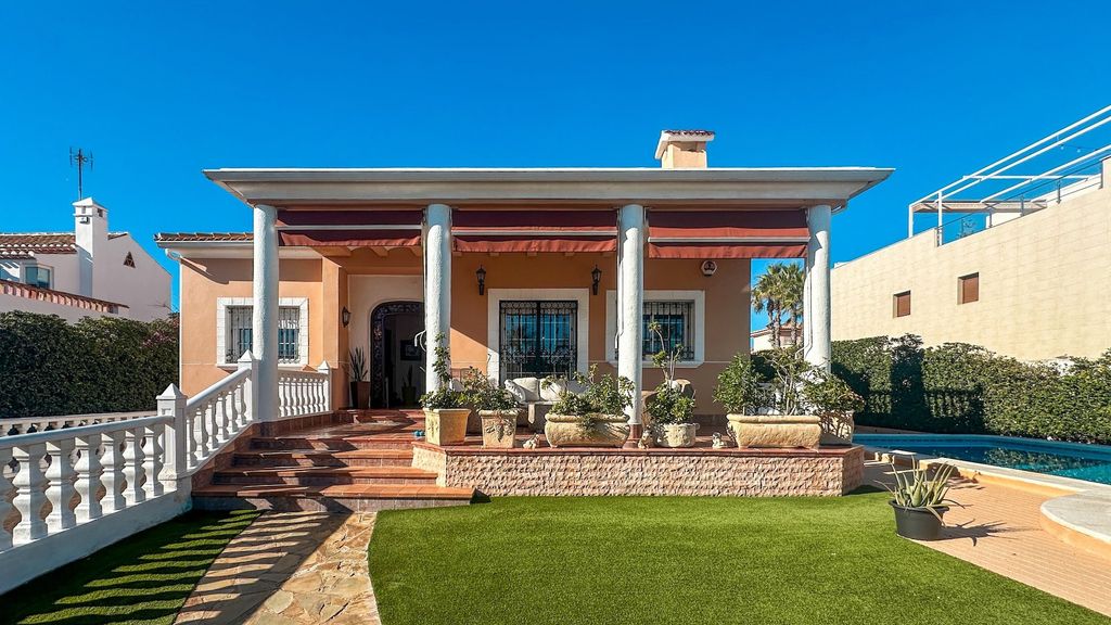 Property photo 2 of 50