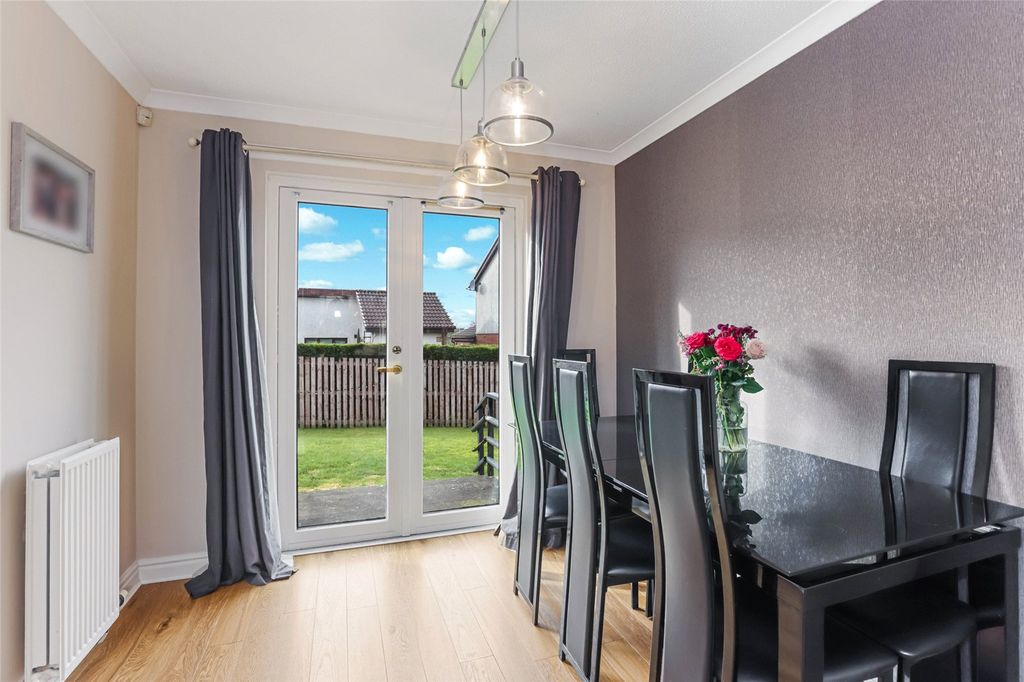 Property photo 3 of 21 Picture No. 19