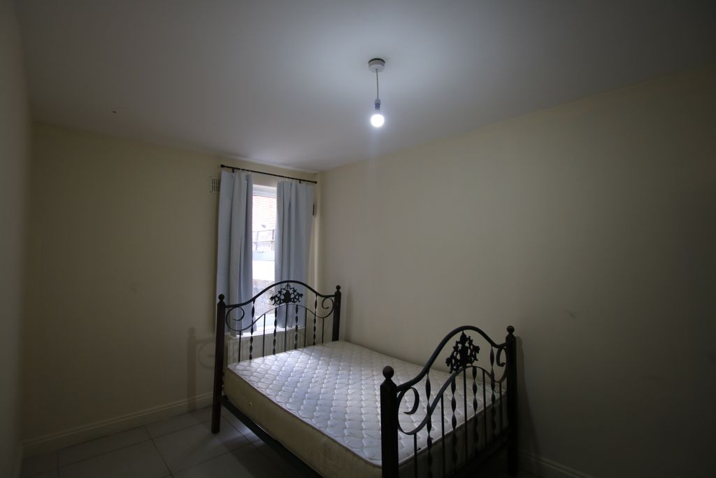 Property photo 3 of 9 Img_3475