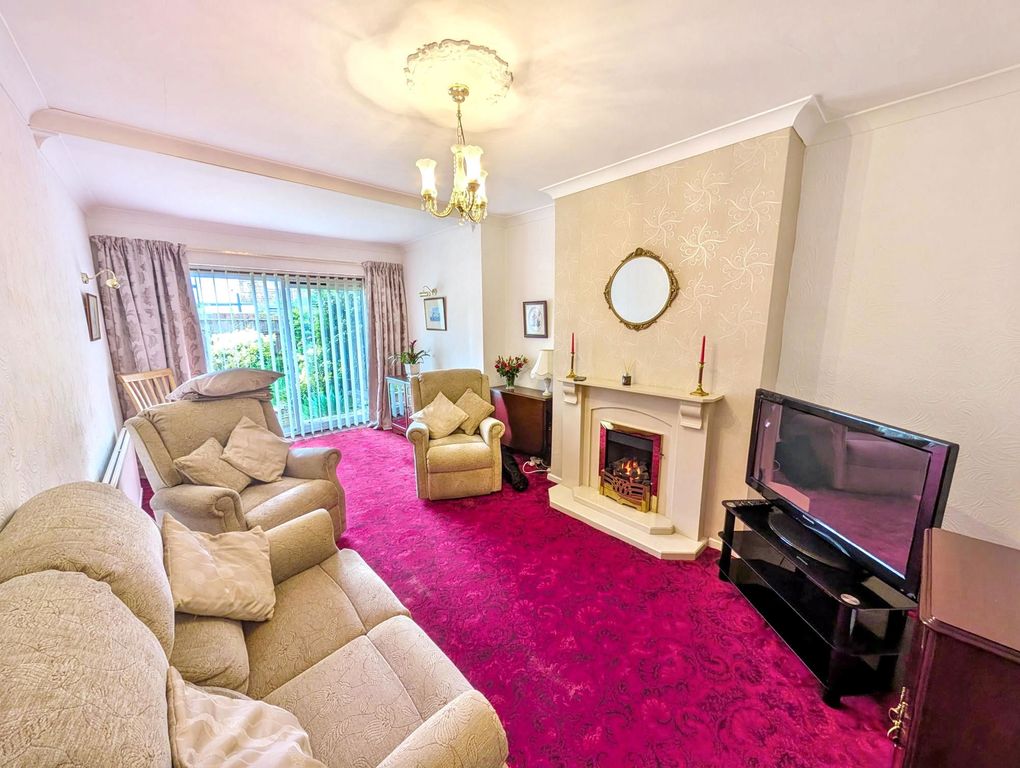 Property photo 3 of 12