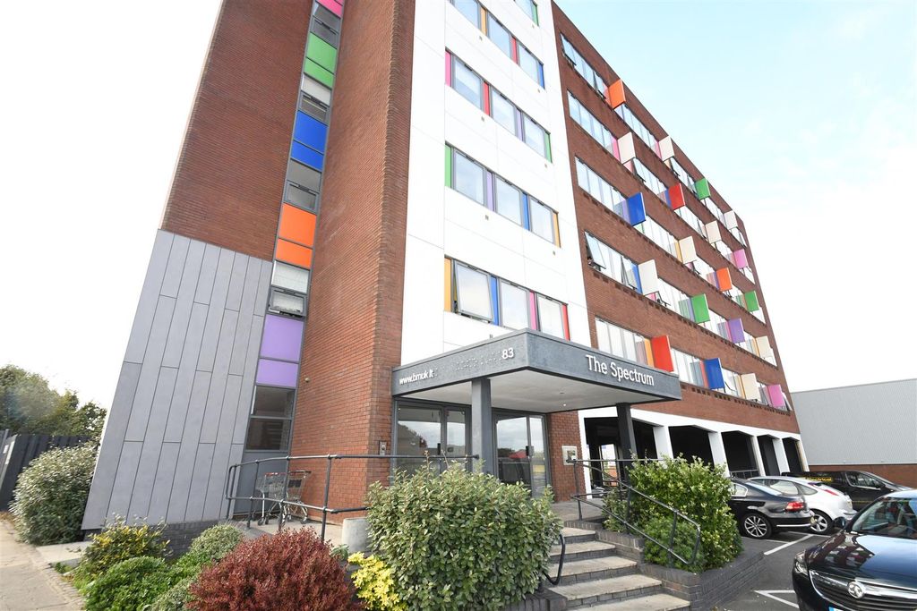 Property photo 1 of 7