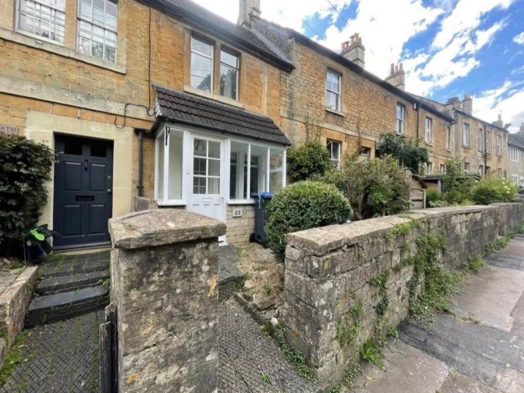 Property photo 1 of 8 External