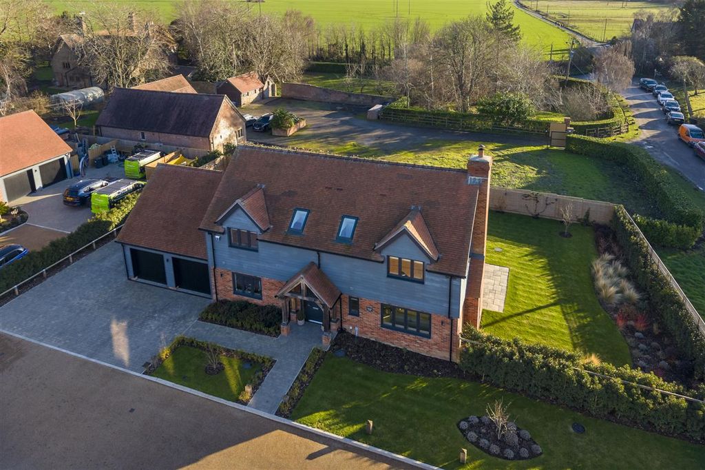 Property photo 1 of 33 Main Picture