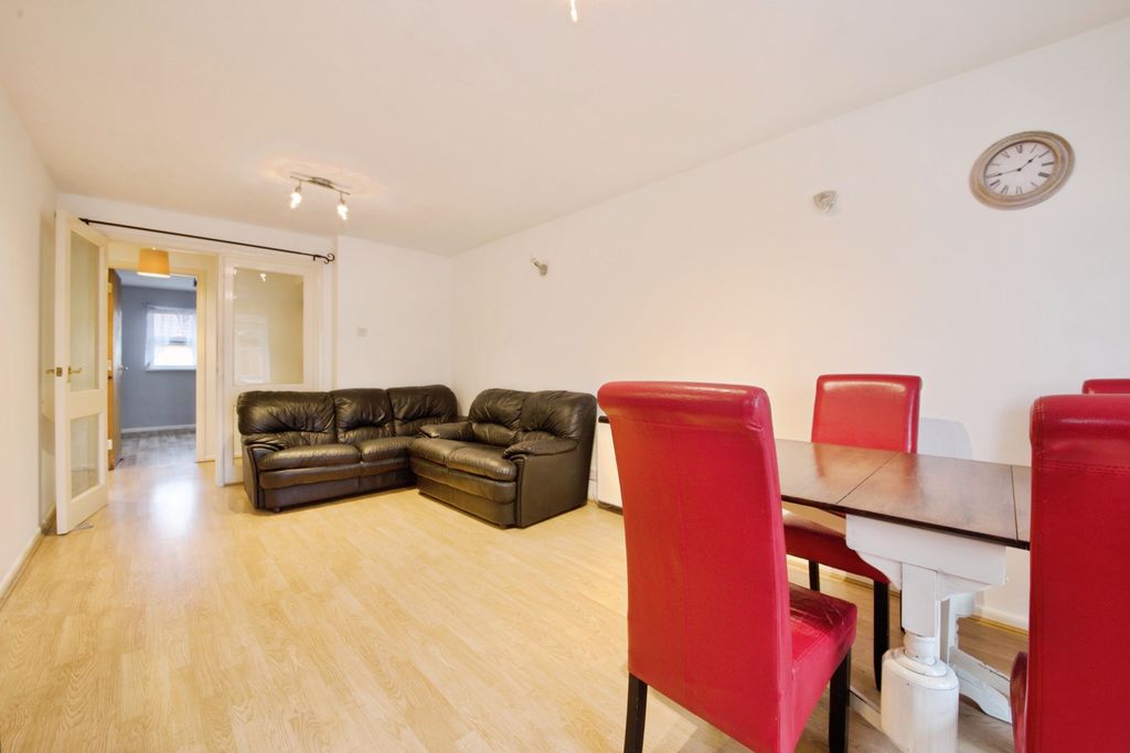 Property photo 3 of 17 Reception Room