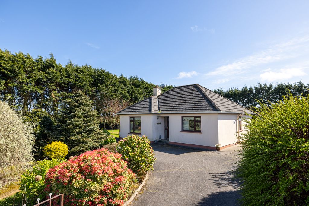Property photo 1 of 24