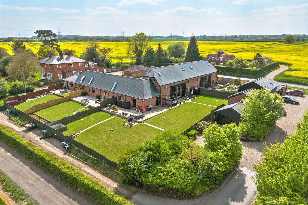 Property photo 1 of 42 Picture No. 38