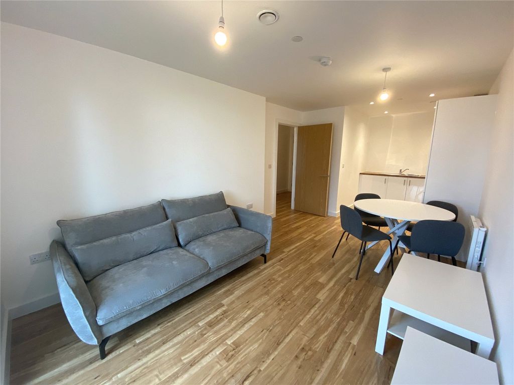 Property photo 1 of 9 Picture No. 06
