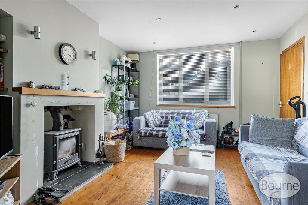 Property photo 2 of 18 Picture No. 38