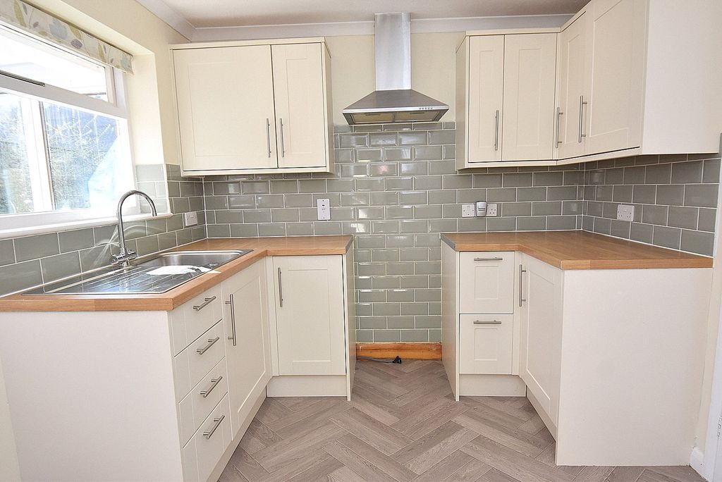 Property photo 2 of 11 Picture No. 03