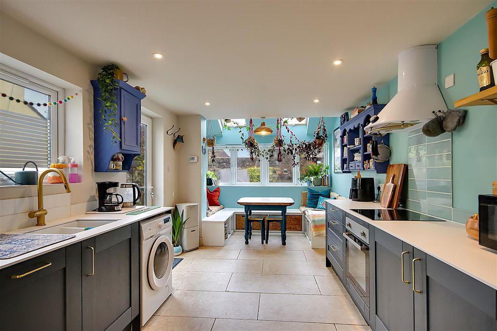 Property photo 2 of 20 Img_0317-Img_0319.Jpg