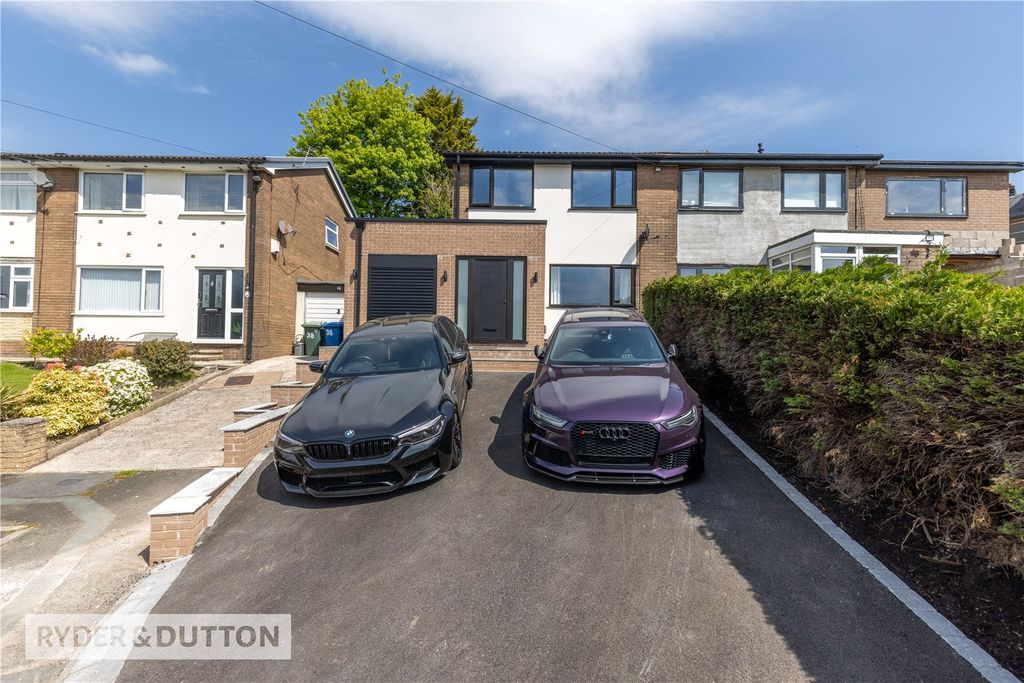 Property photo 1 of 22 Off Street Parking