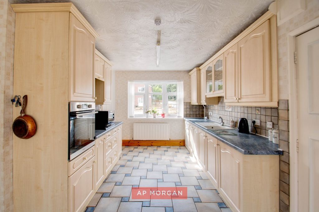 Property photo 3 of 13 Picture No. 09