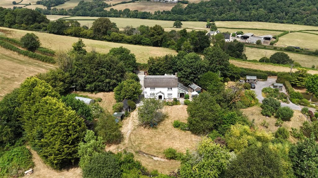 Property photo 2 of 43 Dji_20260723130554_0388_D.Jpg