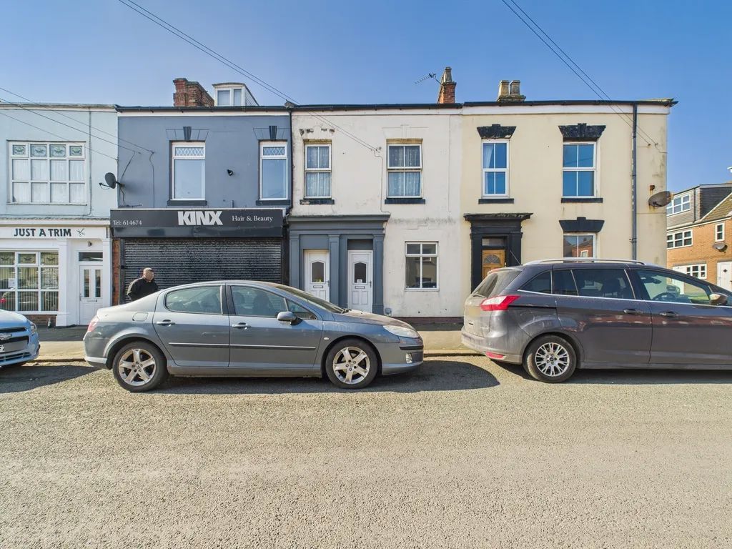 Property photo 1 of 18