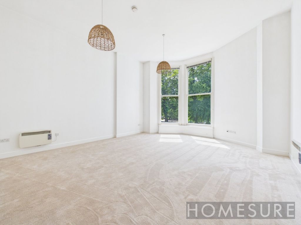 Property photo 3 of 29 Picture No. 09