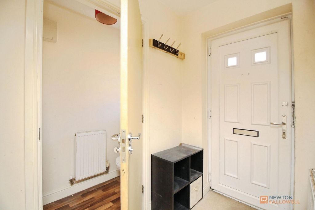 Property photo 3 of 19