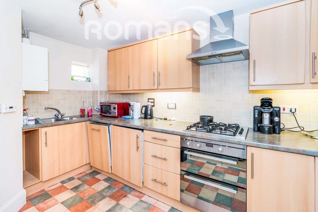 Property photo 3 of 8 3