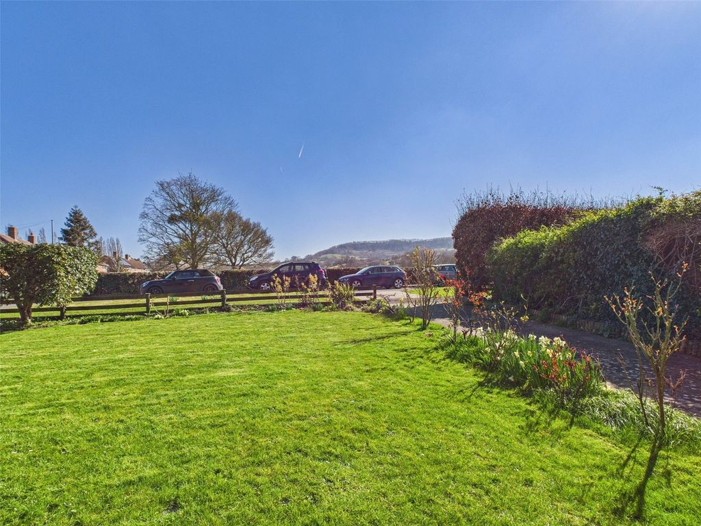 Property photo 3 of 18 Picture No. 08