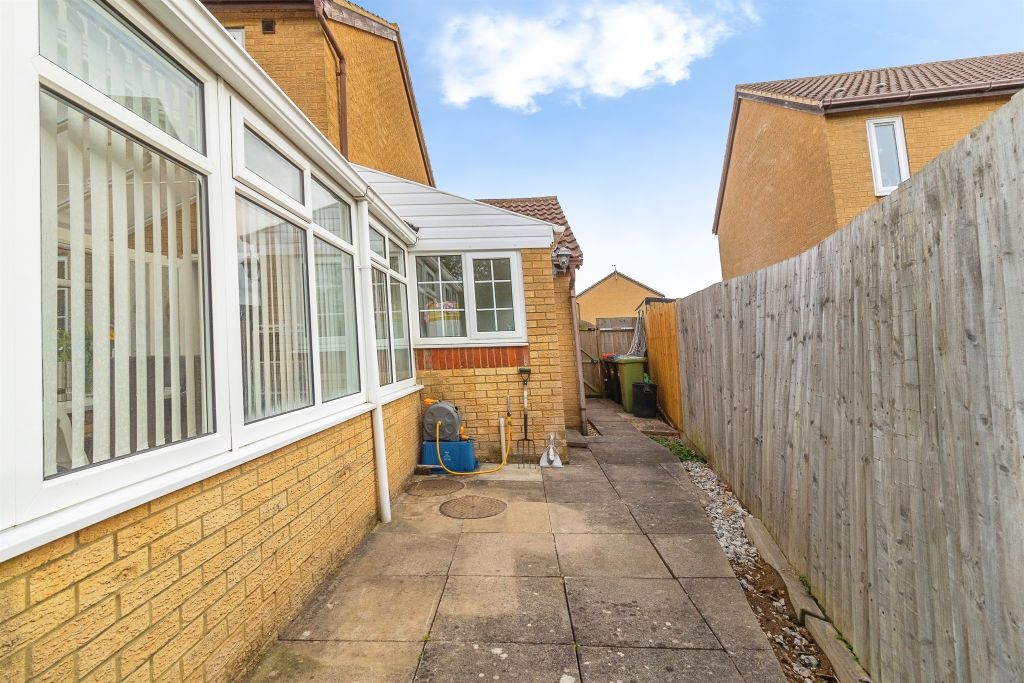 Property photo 3 of 14