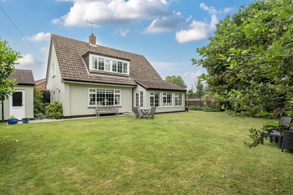 Property photo 1 of 32