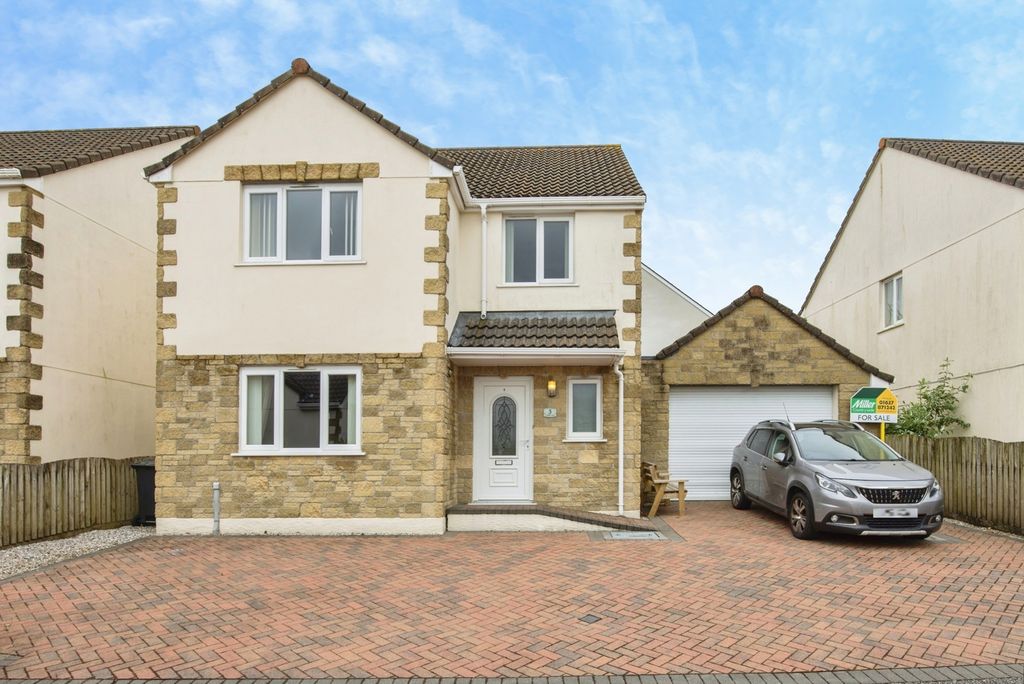 Property photo 1 of 18 Pbox-Img.Jpg