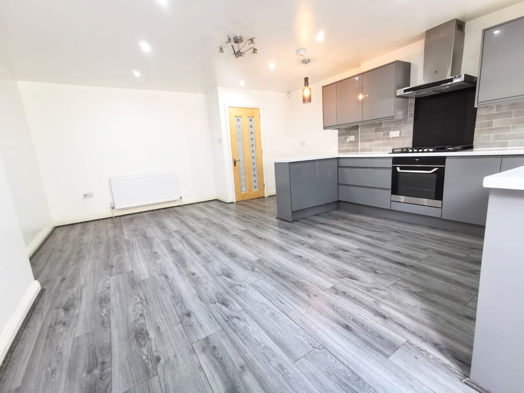 Property photo 2 of 10 Image