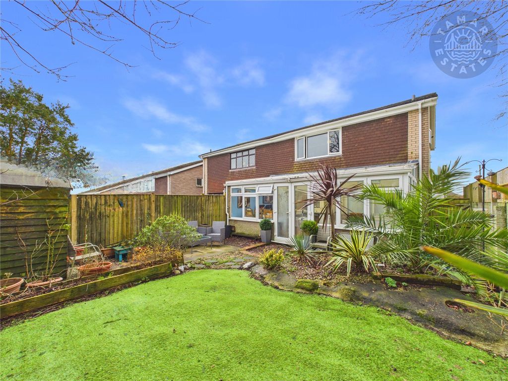 Property photo 3 of 13 Rear Aspect