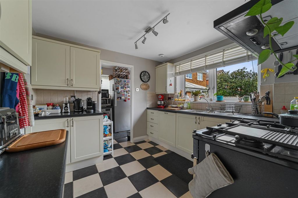 Property photo 2 of 16 Kitchen