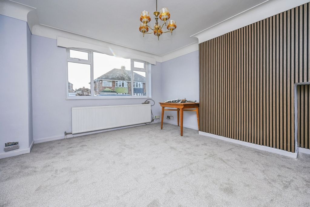 Property photo 3 of 16 Pbox-Img.Jpg