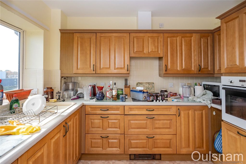 Property photo 3 of 10 Picture No. 02