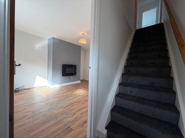 Property photo 2 of 10 Photograph 2