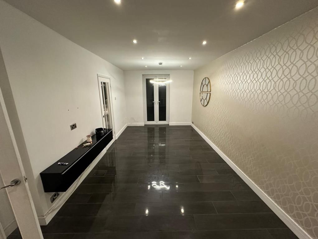 Property photo 2 of 9 Reception