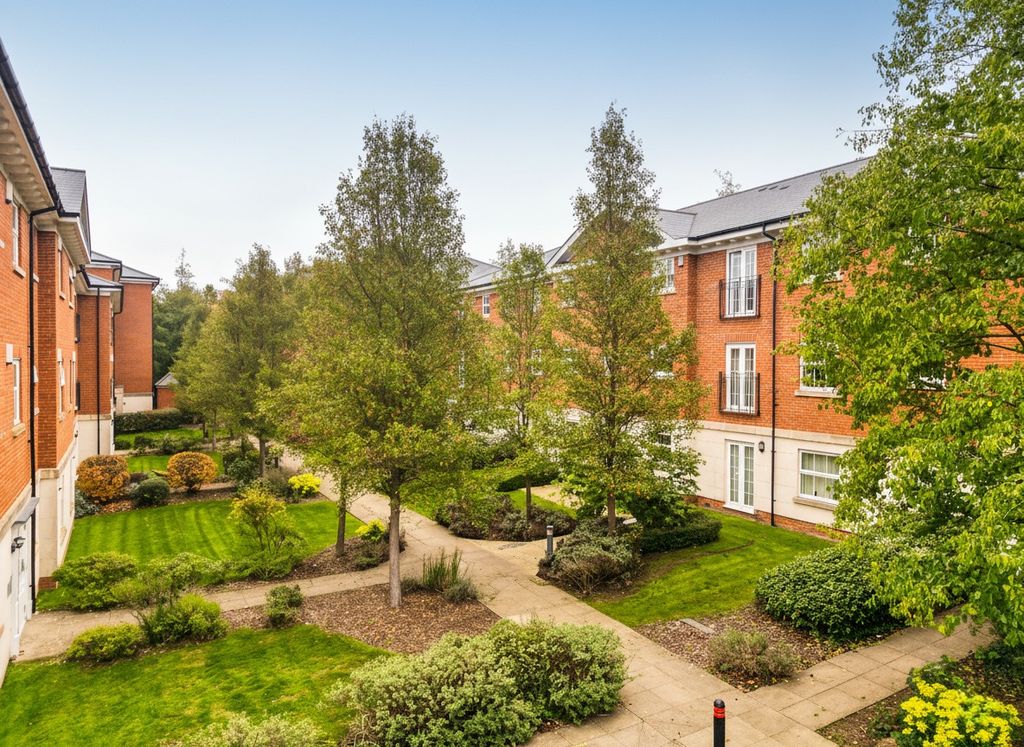 Property photo 1 of 11 4387741