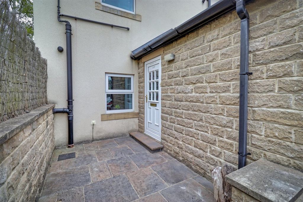 Property photo 2 of 16 Picture No. 16