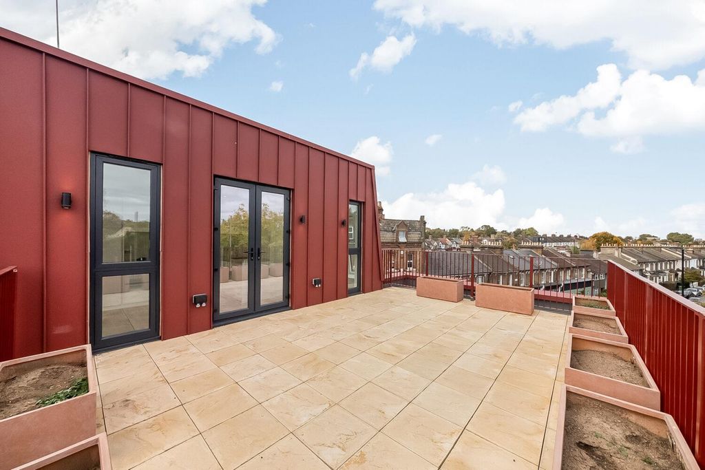 Property photo 3 of 16 Img_8156-2-1500x1000.Jpg