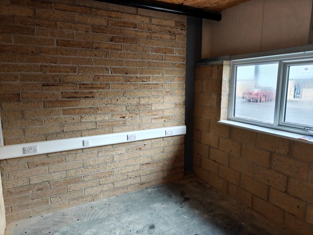 Property photo 3 of 8