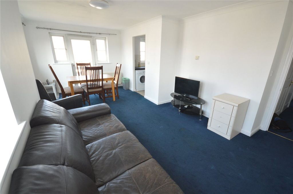 Property photo 2 of 8 Picture No. 05