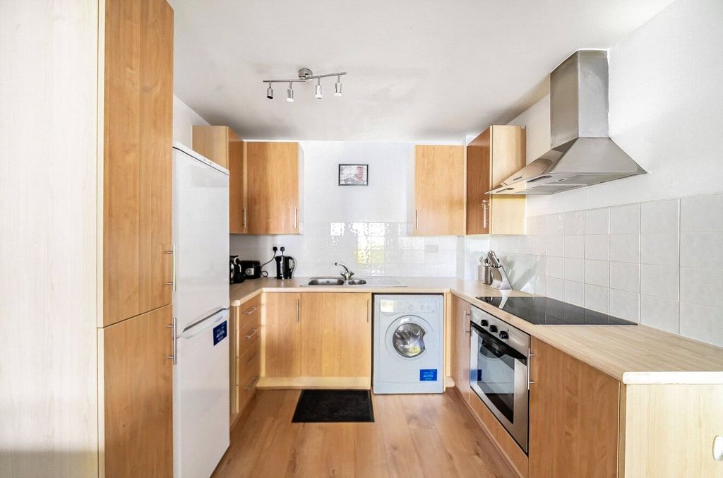 Property photo 1 of 10 Picture No. 03