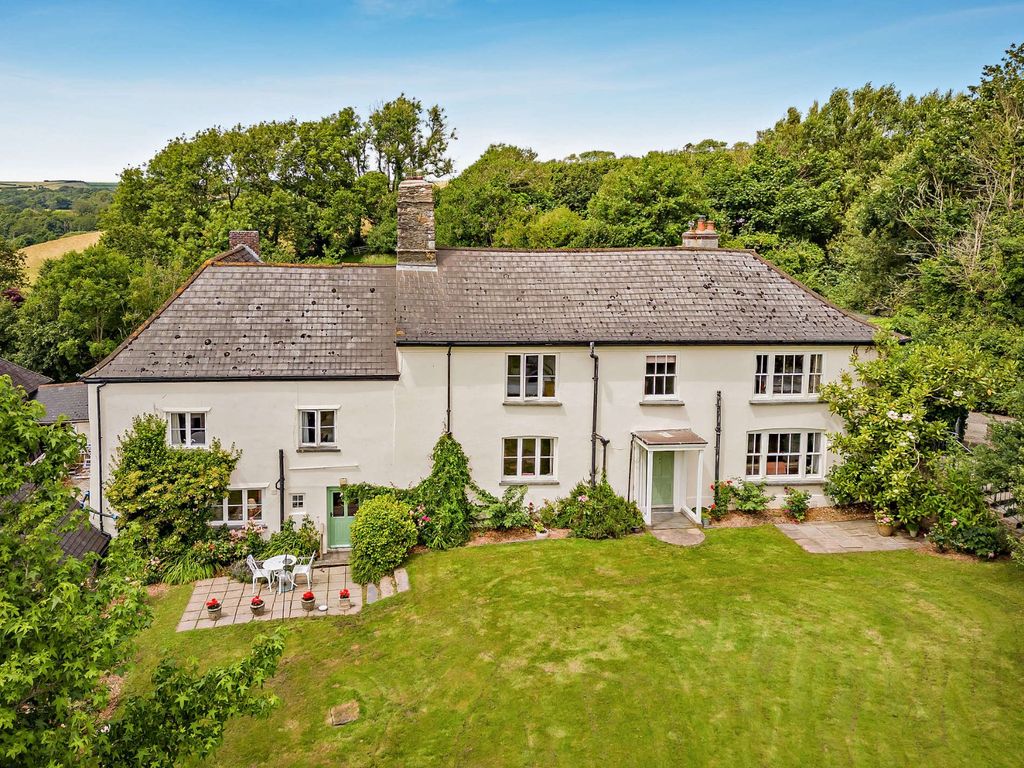 Property photo 1 of 25 Wakeham Farm