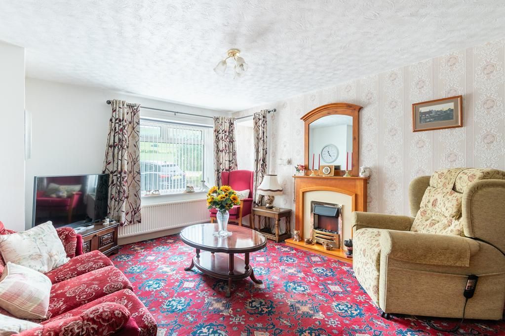 Property photo 2 of 16 Cup1454Pem Living Room.Jpg